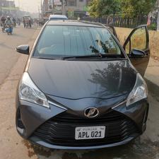 Toyota Vitz F 1.0 2017 for Sale in Gujranwala