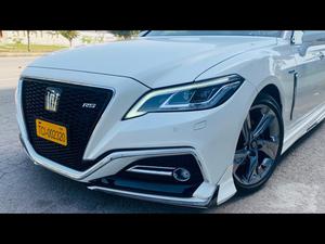 Toyota Crown Royal Saloon G 2019 for Sale in Islamabad