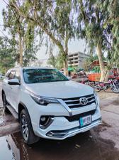 Toyota Fortuner 2.7 G 2018 for Sale in Gujrat