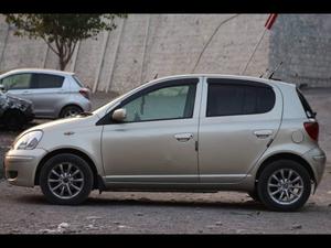 Toyota Vitz RS 1.3 2002 for Sale in Islamabad