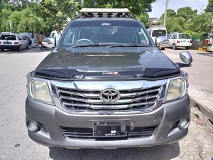 Toyota Hilux Vigo G 2011 for Sale in Islamabad