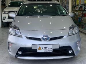 Toyota Prius S LED Edition 1.8 2013 for Sale in Rawalpindi