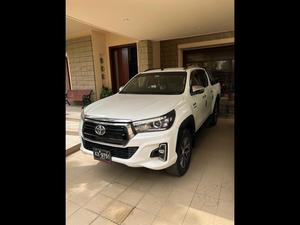 Toyota Hilux Revo V Automatic 2.8 2018 for Sale in Karachi