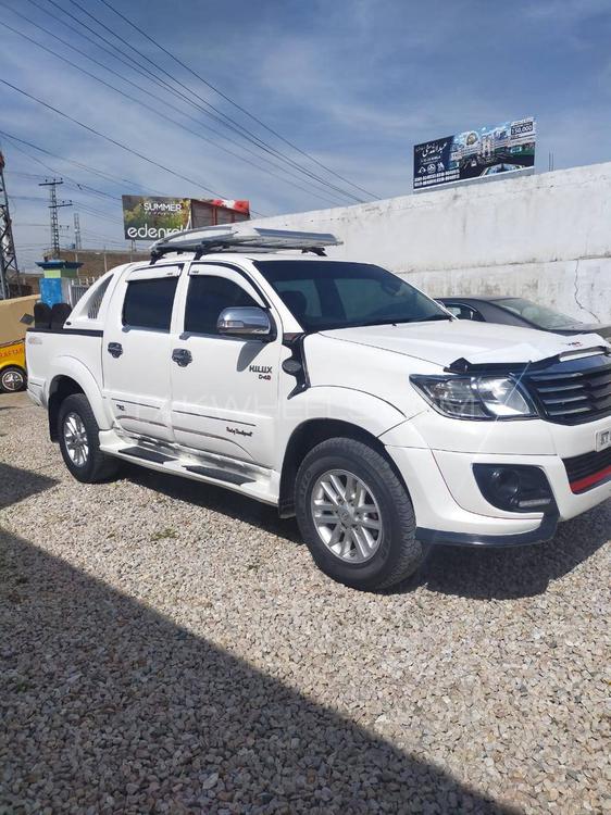 Toyota Hilux 2014 for Sale in Swabi Image-1
