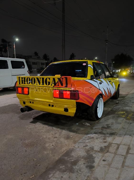 Toyota Corolla - 1982 Hoongigan Image-1