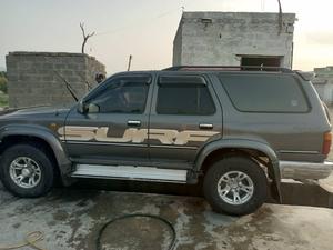 Toyota Surf SSR-G 2.7 1990 for Sale in Nowshera
