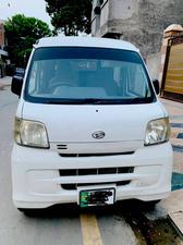 Daihatsu Hijet 2013 for Sale in Lahore