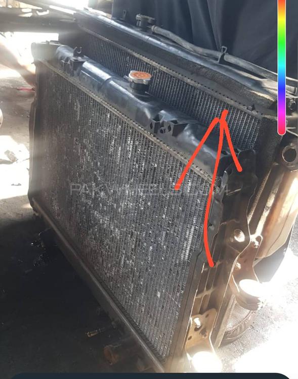 landcruser grand radiator with fan very good Condition Image-1