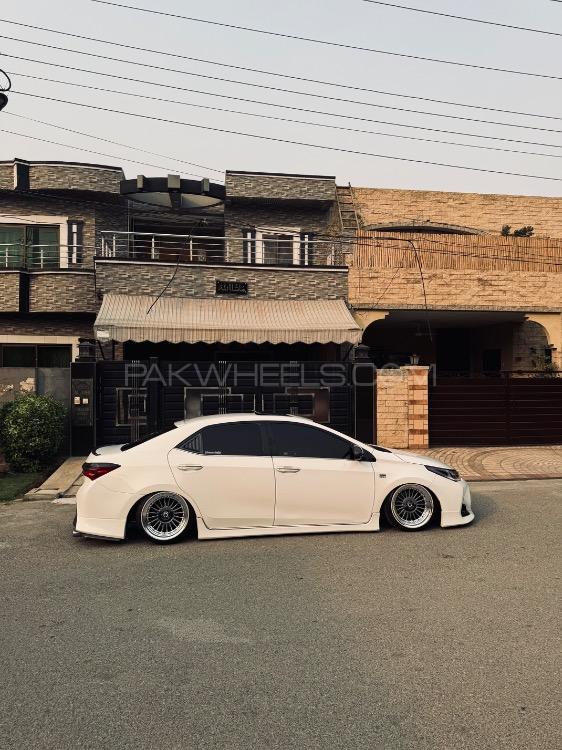 Toyota Corolla - 2019 Alpha Image-1