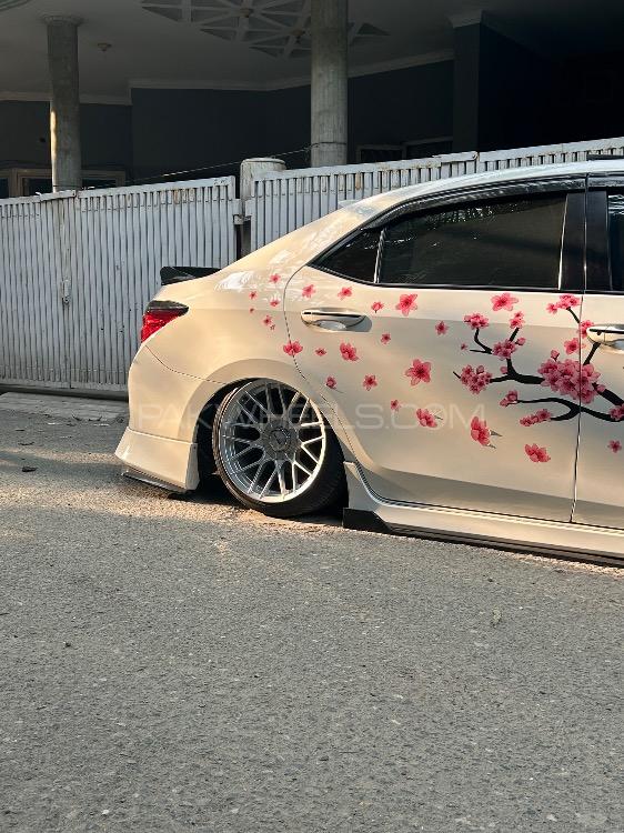 Toyota Corolla - 2018 Snowflake Image-1