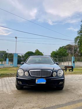 Mercedes Benz E Class - 2005