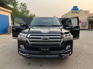 Toyota Land Cruiser AX 2016 for Sale in Kharian