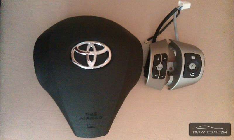 Toyota Vitz,Belta Multimedia Steering Switch pad For Sale Image-1