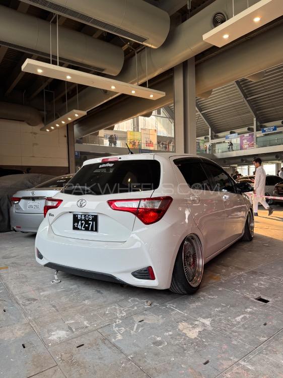 ٹویوٹا ویٹز - 2022 Vizzey  Image-1