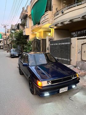 ٹویوٹا کرولا - 1987