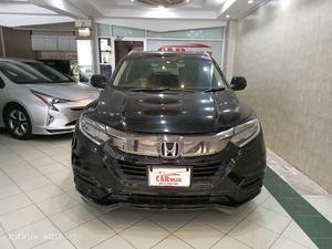 Honda Vezel Hybrid Z Style Edition 2018 for Sale in Islamabad