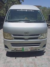 Toyota Hiace Grand Cabin 2010 for Sale in Peshawar