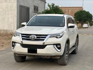 Toyota Fortuner 2.8 Sigma 4 2018 for Sale in D.G.Khan