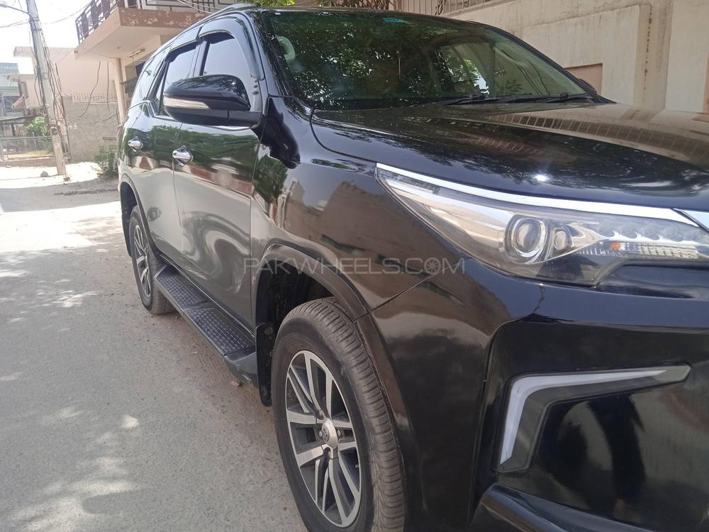 Toyota Fortuner 2017 for Sale in Bahawalpur Image-1