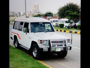 Mitsubishi Pajero Exceed 2.5D 1989 for Sale in Islamabad