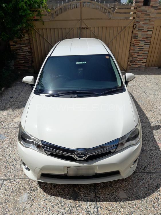 Toyota Corolla Fielder 2014 for Sale in Chakwal Image-1