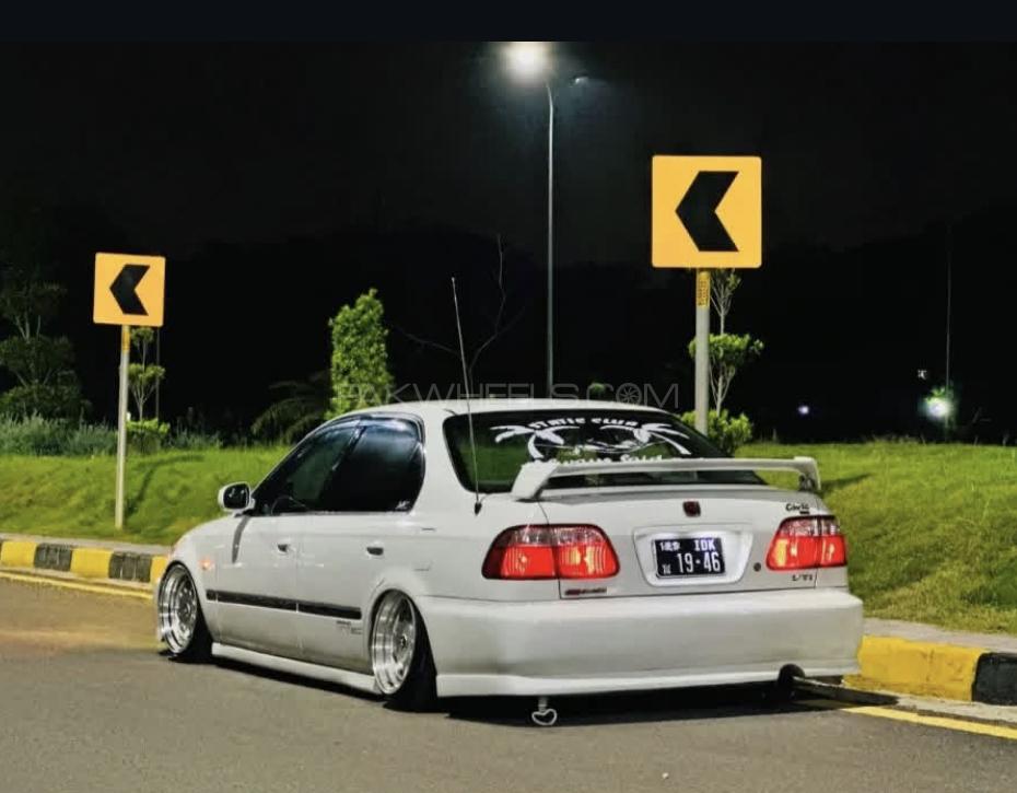 ہونڈا سوک - 2000 Capricorn Image-1