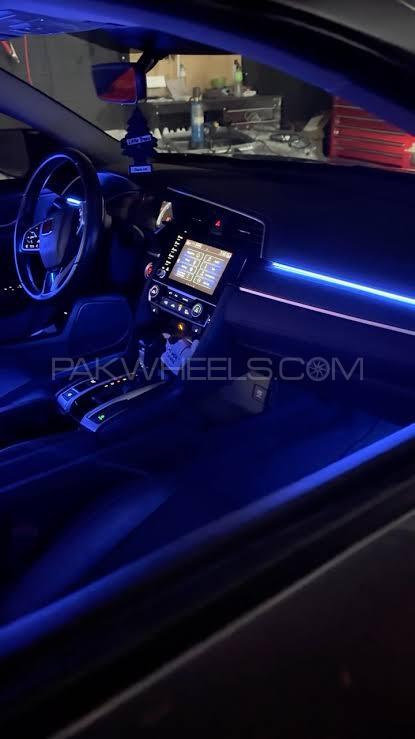 ہونڈا سوک - 2018 Ibbiz Image-1