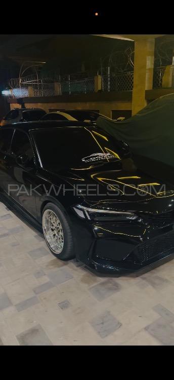 ہونڈا سوک - 2022 Black evil Image-1