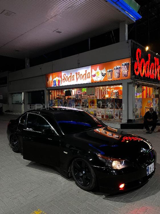 بی ایم ڈبلیو 5 سیریز - 2004 Bimmer m5 Image-1