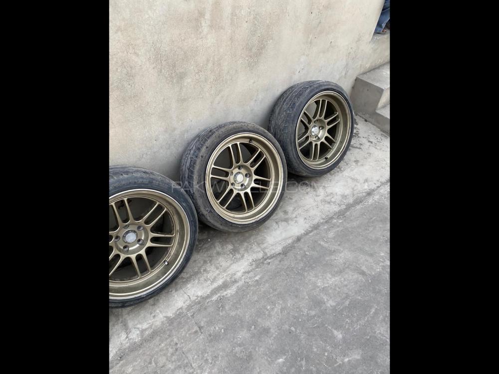 18 inch Enkei rpf01 Image-1