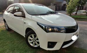 Toyota Corolla Altis Automatic 1.6 2015 for Sale in Multan