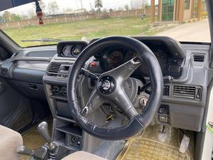 Mitsubishi Pajero Exceed 2.8D 1993 for Sale in Peshawar