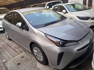 Toyota Prius S 2019 for Sale in Lahore