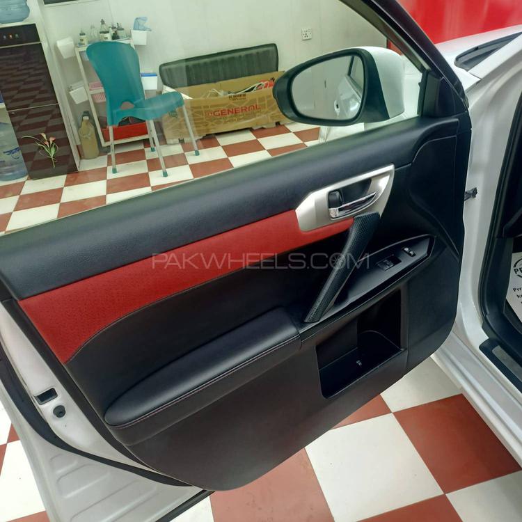 Lexus CT200h F Sport 2014 for sale in Lahore PakWheels
