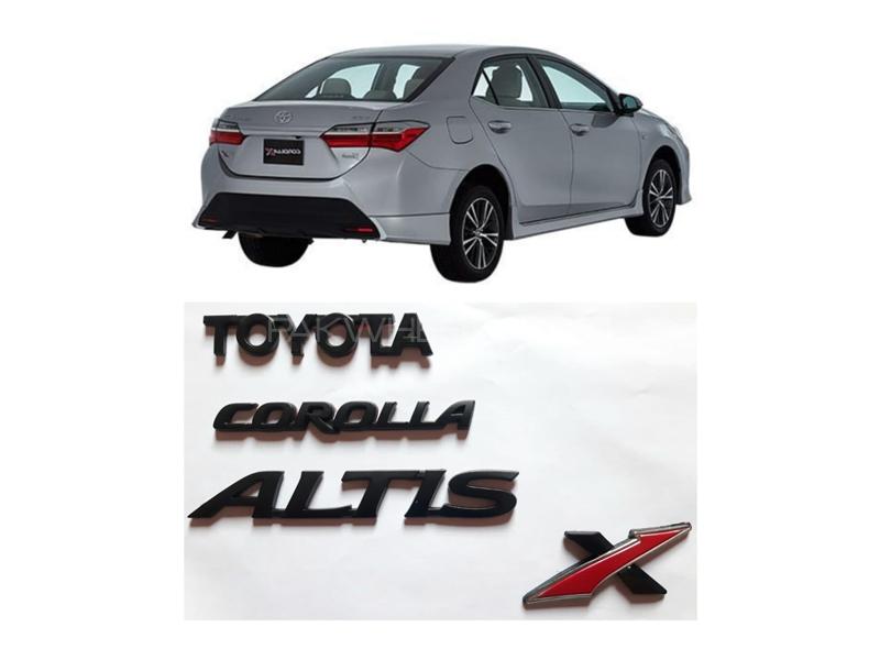 Toyota Corolla Altis Mat Black Logo Pack 4pcs Image-1