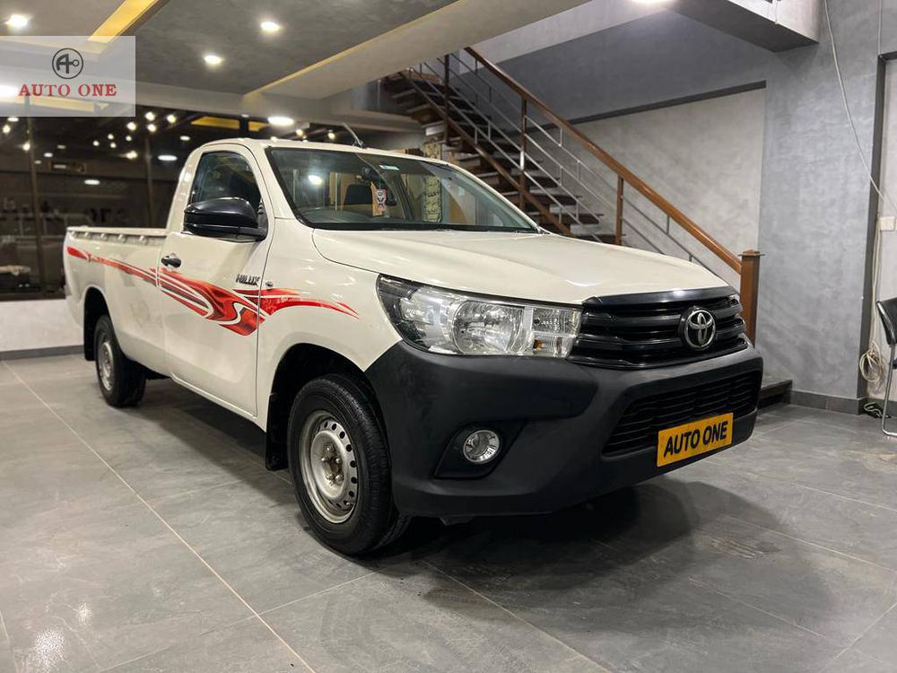 Toyota Hilux 4X2 Single Cab Deckless 2017 for sale in Karachi PakWheels