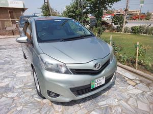 Toyota Vitz F 1.0 2013 for Sale in Peshawar