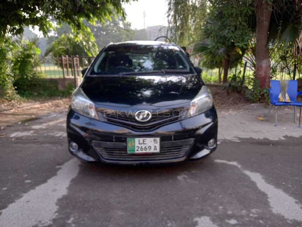 Toyota Vitz F 1.0 2012 for sale in Lahore | PakWheels