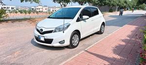 Toyota Vitz F Chambre A Paris Collection 1.0 2014 for Sale in Islamabad