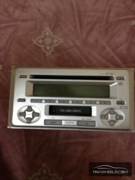 japenese cd player Image-1