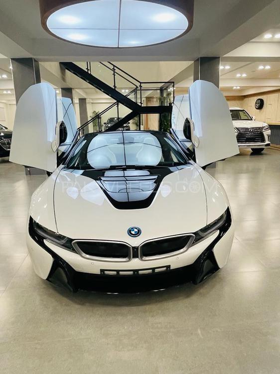 BMW i8 2019 for Sale in Islamabad Image-1