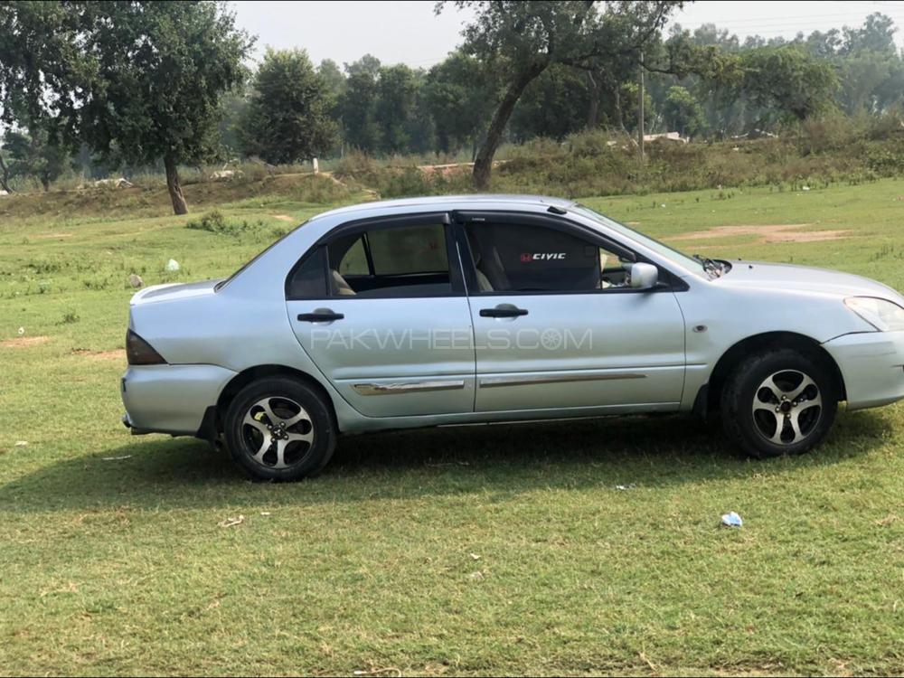 Mitsubishi Lancer 2005 for Sale in Sialkot Image-1