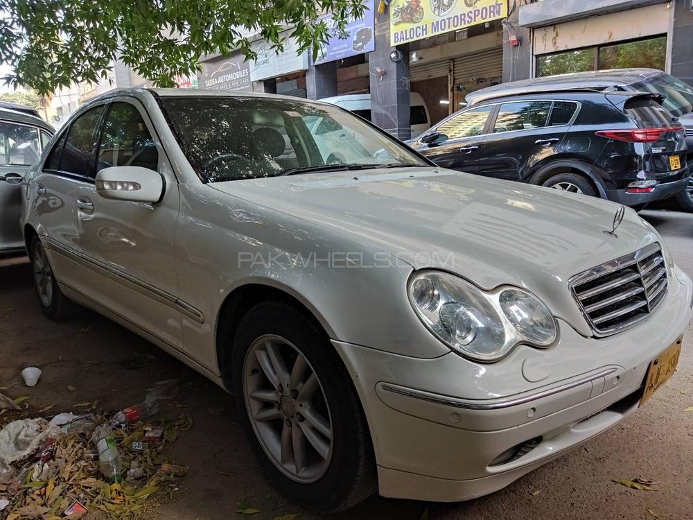 Mercedes Benz C Class 2004 for sale in Karachi | PakWheels