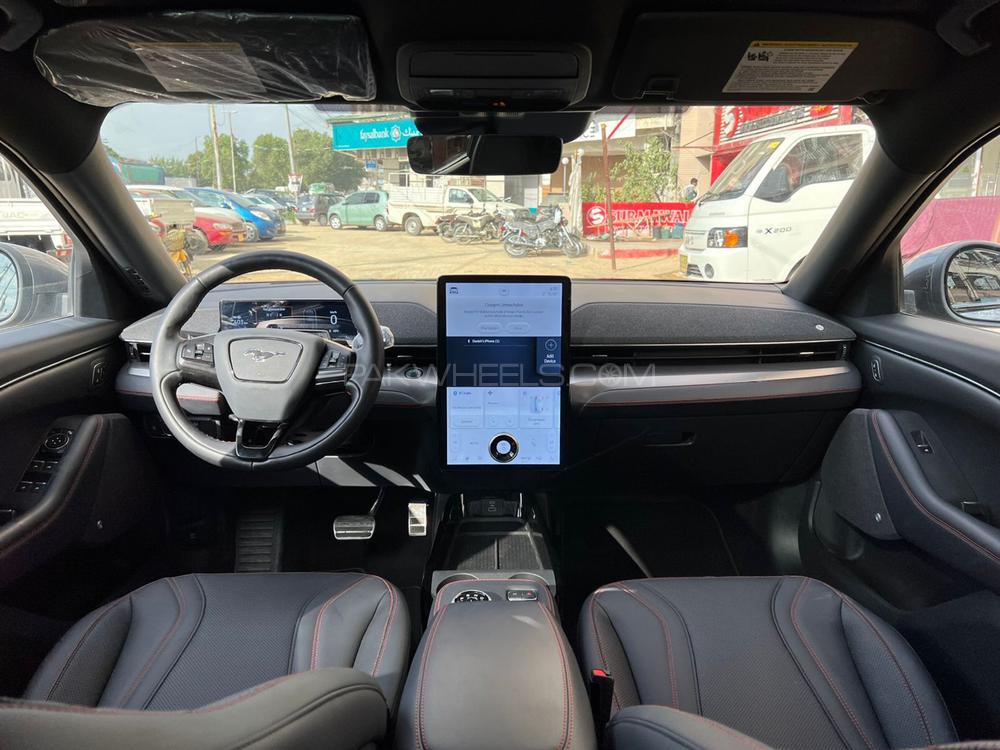 Ford Mustang Mach-E 2021 for Sale in Karachi Ford Mustang Mach-E 2021 for Sale in Karachi Image-9