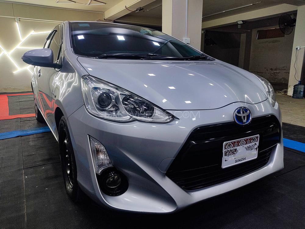 toyota-aqua-s-2015-for-sale-in-karachi-pakwheels