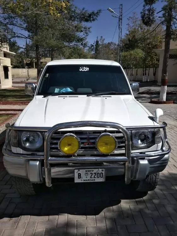 Mitsubishi Pajero 1994 for Sale in Peshawar Image-1