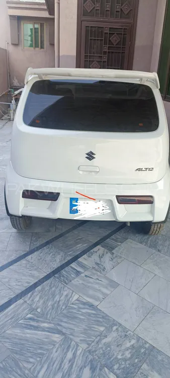 Buy spoiler for alto,cultus and mehran painted in Gujrat | PakWheels