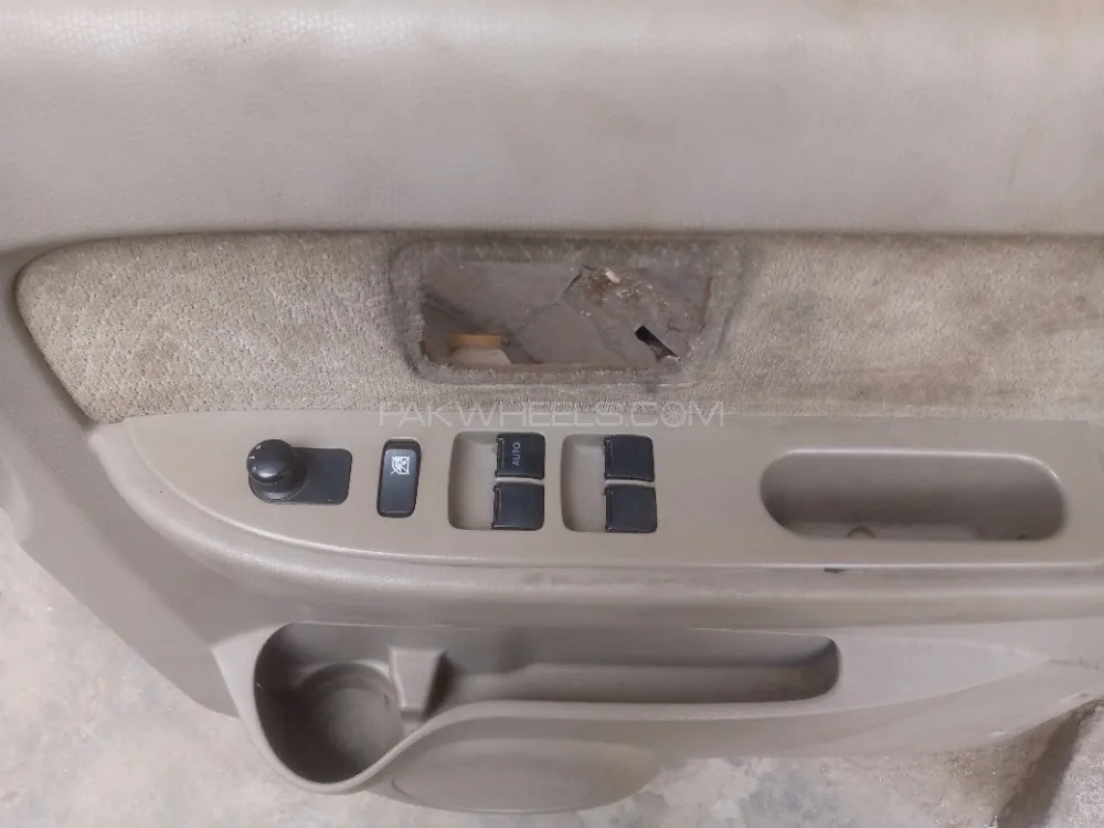 Buy Suzuki alto Japanes power window master switch in Lahore PakWheels