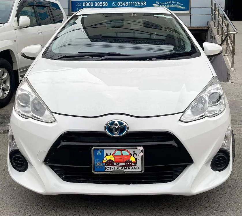 Toyota Aqua 2017 for Sale in Lahore Image-1