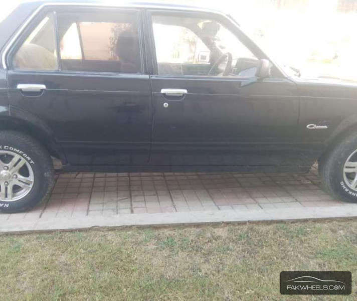 Toyota Corona 1979 for Sale in Islamabad Image-1